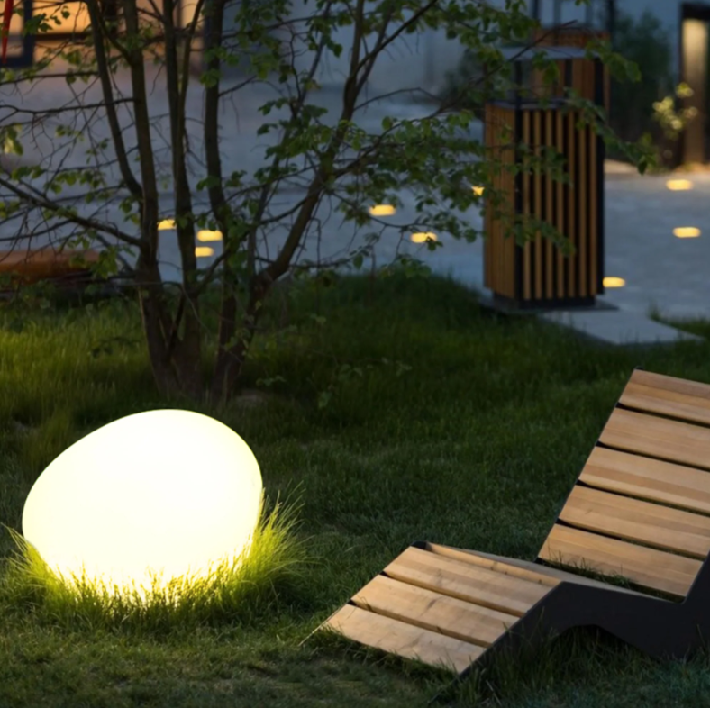 Outdoor Solar Cobblestone Lawn Light